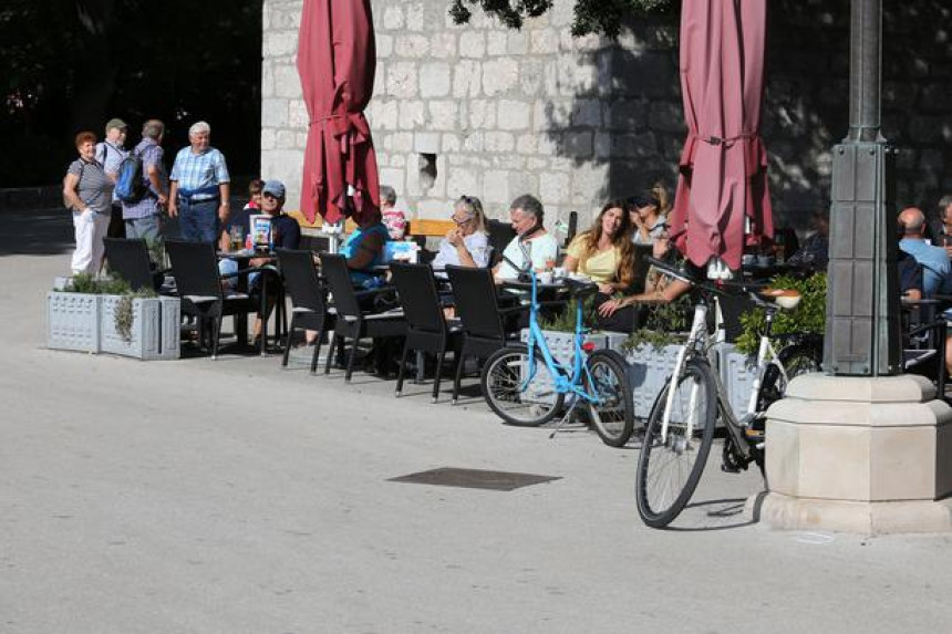 Sunčano i ugodno toplo vrijeme, temperatura do 26