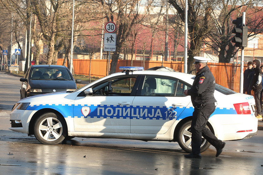 Banjaluka: Tuča tokom uviđaja, jedno uhapšeno