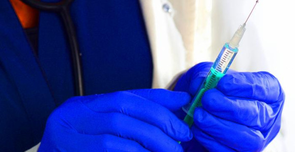 Vakcina sa Oxforda od septembra bi mogla biti u upotrebi