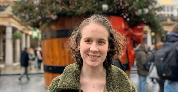 BIZARNO: Devojka koja ne može da urinira!