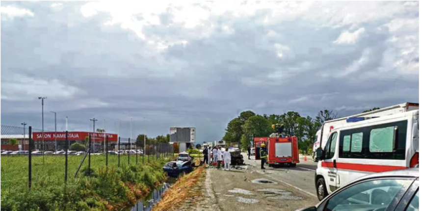 Stravična nesreća: Poginuo dječak i beba od godinu dana