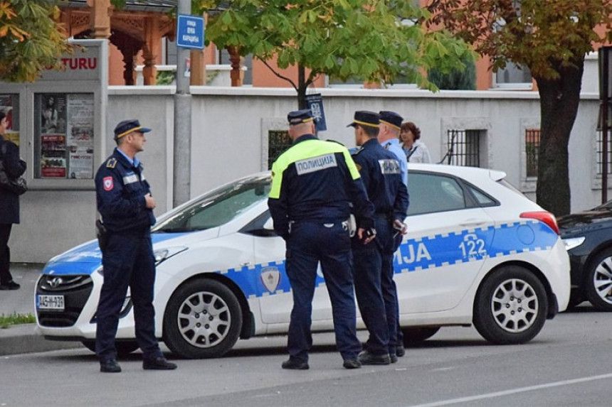 Bijeljina: Muškarac sa tri potjernice napao policajce