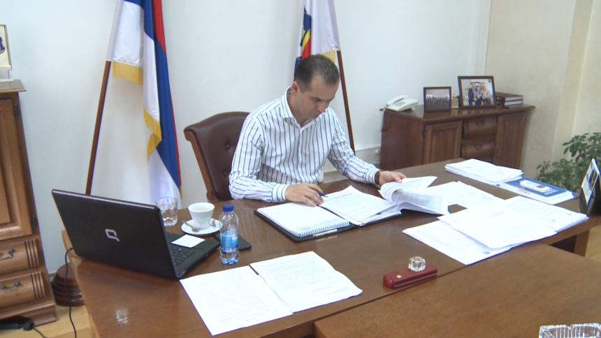 Opština Šamac donijela set mjera za pomoć privredi
