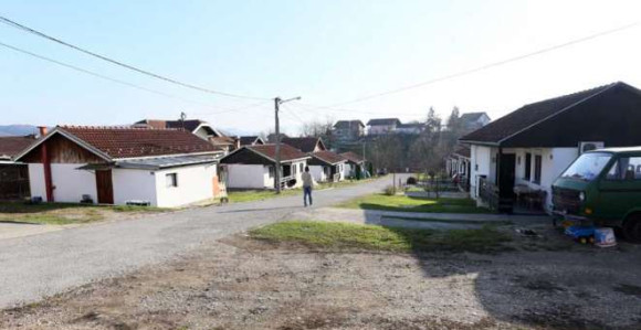 SRAMNA PONUDA: Ujedinjena Srpska za glas ponudila porodicama poginulih čišćenje septičke jame