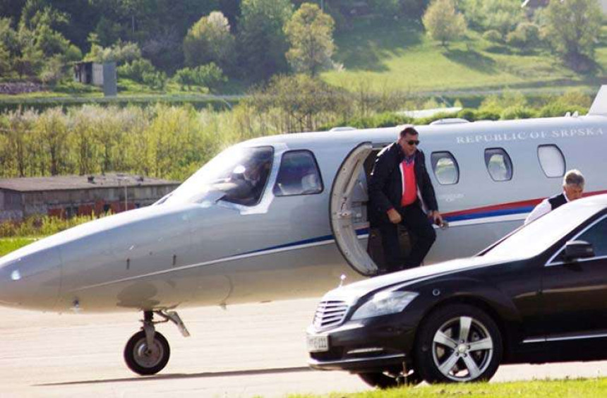 Krivična prijava za upotrebu helikoptera u stranačke svrhe