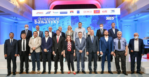 SNSD za sobom vuče luzere: Partije bez šanse, ali gladne vlasti!