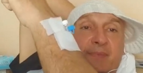 Miki Mećava vraćen u bolnicu Arena, baš teško diše!