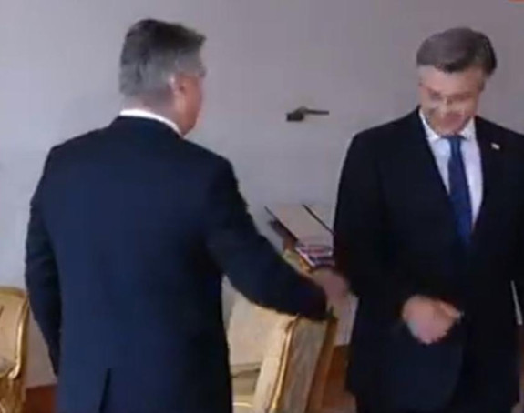 Milanović Plenkoviću ruku, Plenković Milanoviću lakat