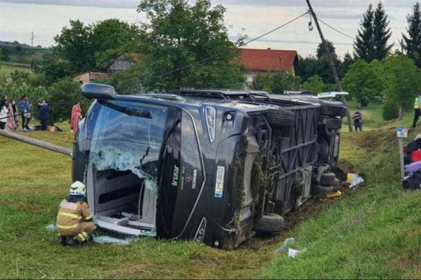 Svjedok opisao kako se prevrnuo autobus sa putnicima iz BiH