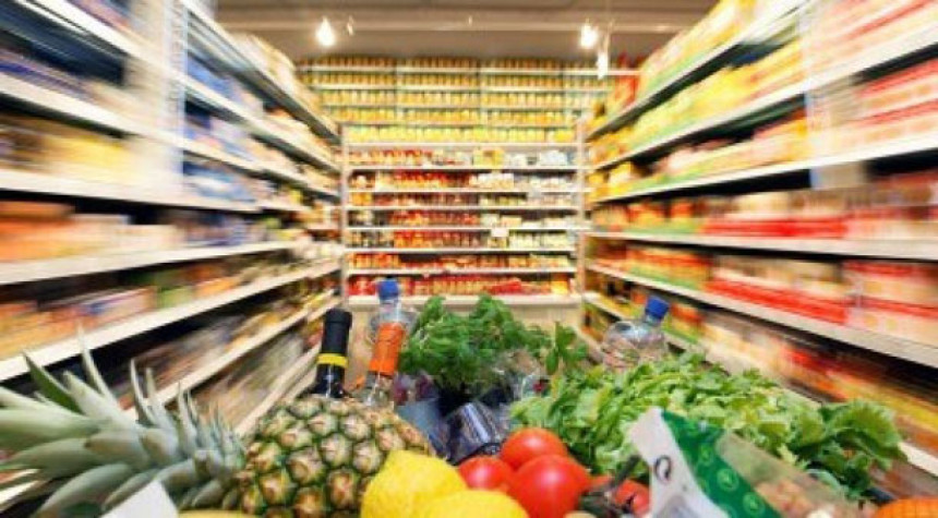Potrošnja se smanjila, građani kupuju samo osnovne namirnice