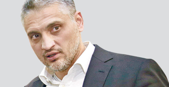 Čedomir Jovanović reketom pretukao vlasnika klinike