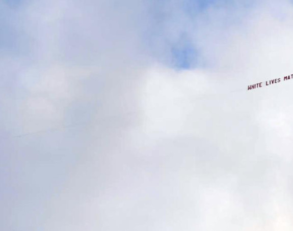 Kad kriza pokuca na vrata, piloti služe putnike