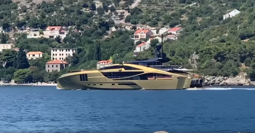 Zlatna jahta od 28,5 miliona evra pristala u Dubrovnik