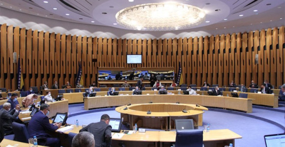 Dom naroda usvojio budžet, ali ide na zajedničku Komisiju