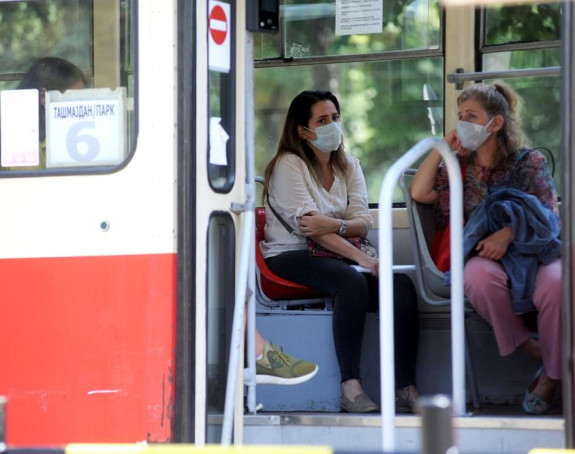 Da li virus korona ostaje na kosi, cipelama, odjeći...