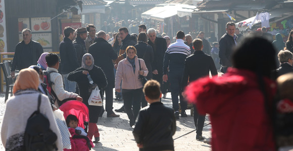 FBiH: Dozvoljeno okupljanje 50 ljudi u zatvorenom