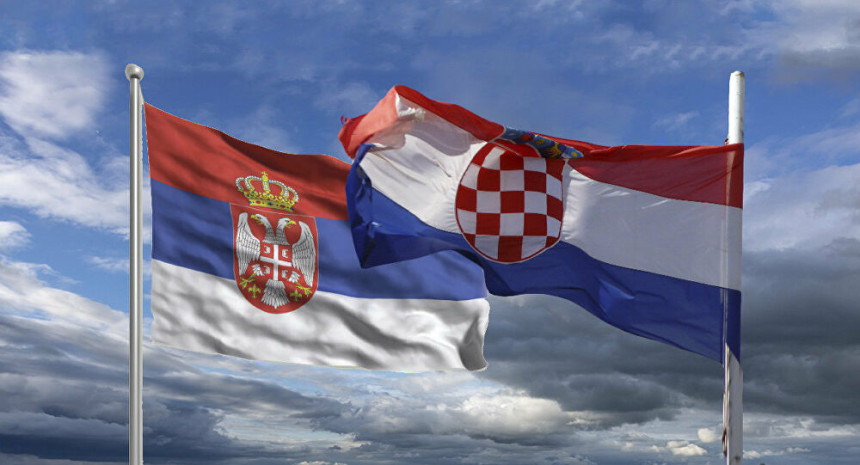 Srpska zastava i hrvatska pjesma na proslavi titule