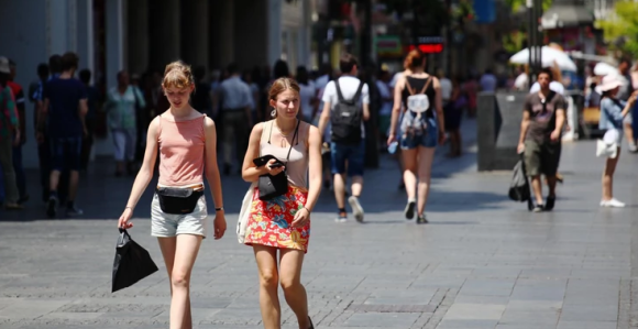 Sunčano i veoma toplo vrijeme, temperatura do 32