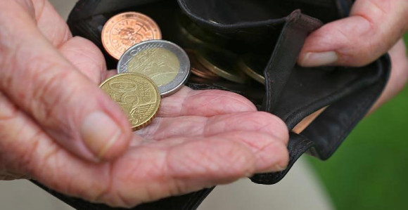 Ko prima najnižu a ko najveću penziju u Republici Srpskoj