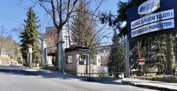 Preminula mlada porodilja zaražena koronom