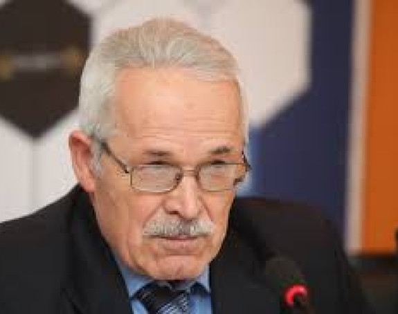 Rakulj sa grupom drži zarobljene penzionere Srpske