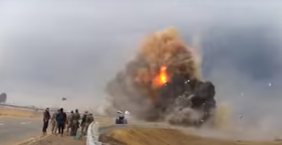 Razorna eksplozija pogodila američki konvoj (VIDEO)