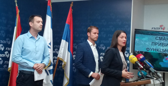 "Manje plate funkcionera, više radnih mjesta"