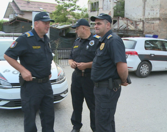 17 policijskih službenika lišeno slobode u kantonu