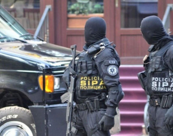 SIPA: Tri lica uhapšena zbog prometa droge