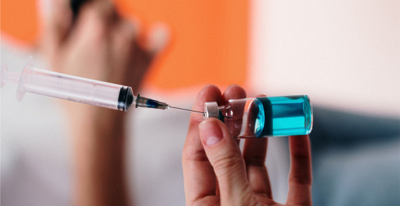 EU sklopila prvi ugovor o kupovini vakcina za kovid 19