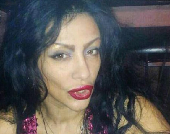 Vendi peva pod šatorima i pravi skandale a ćerka joj je sušta suprotnost?!