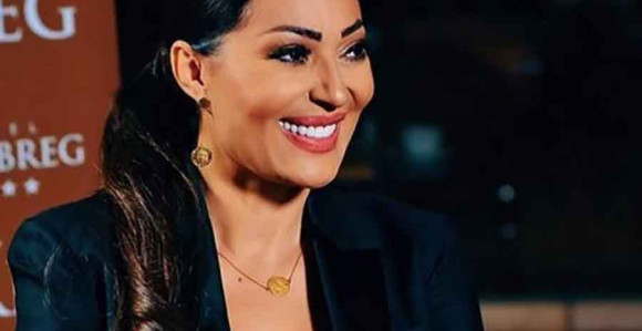 Ceca pokazala kako radi na top liniji! (FOTO)