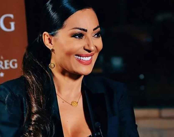 Ceca pokazala kako radi na top liniji! (FOTO)