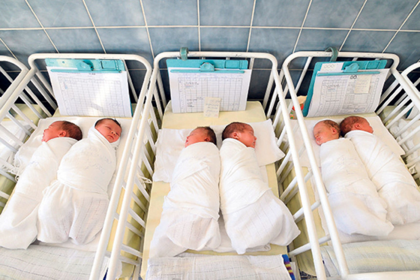 У Републици Српској рођено 30 беба