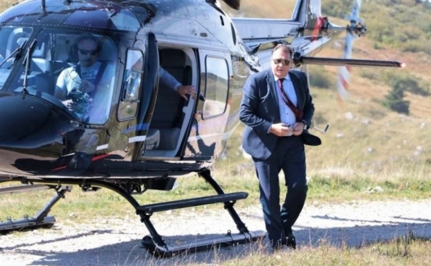 Zloupotreba: Dodik helikopter Republike Srpske koristi za obavljanje stranačkih poslova?!