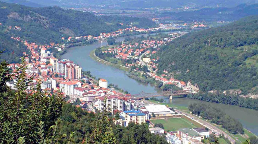 Зворник: Преваром оштетио предузеће за 38.000 КМ