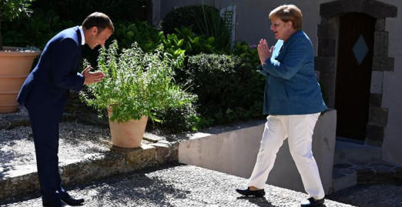 Angela Merkel u ljetnoj rezidenciji Emanuela Makrona