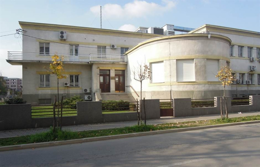 Prijedlog da prvi vakcinu prime stariji od 65 godina