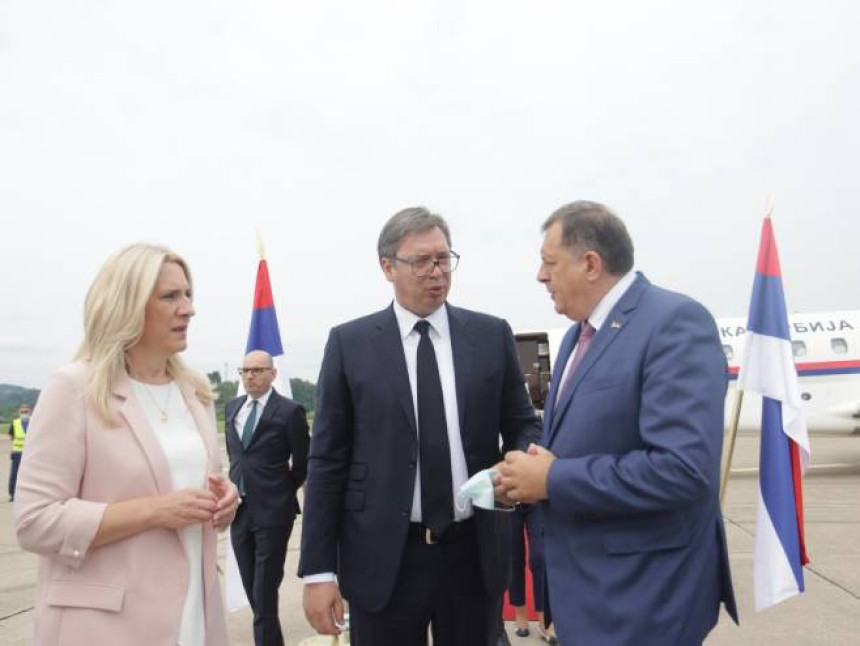 Vučić: U srijedu sastanak sa rukovodstvom RS