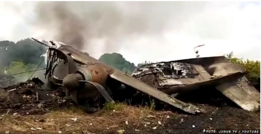 Avion se srušio na naseljeni dio grada, 17 poginulih