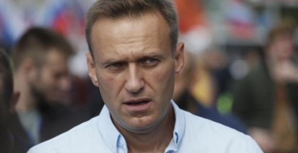 Ljekari dali dozvolu: Navaljni prebačen u Njemačku