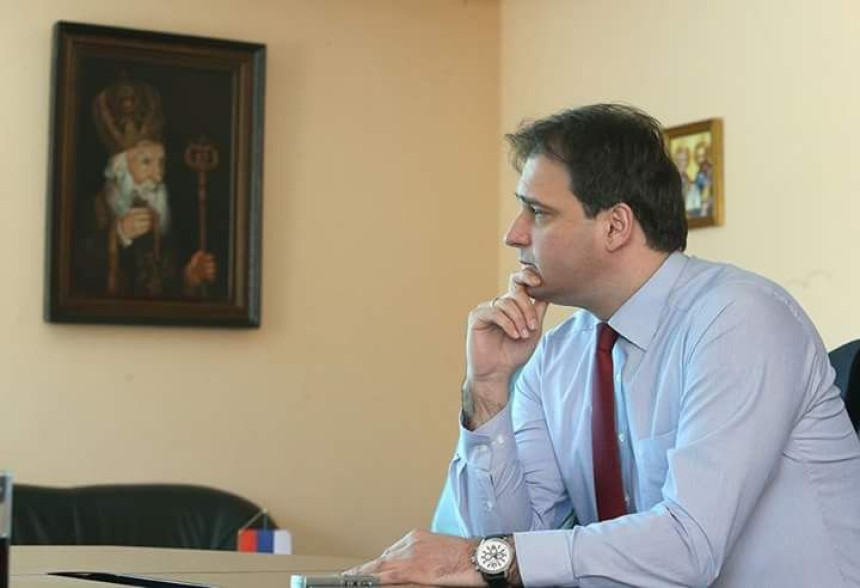 Vučićev realizam i Dodikov avanturizam