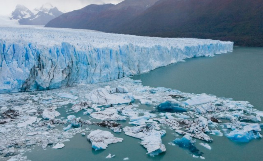 Zemlja izgubila 28 triliona tona leda