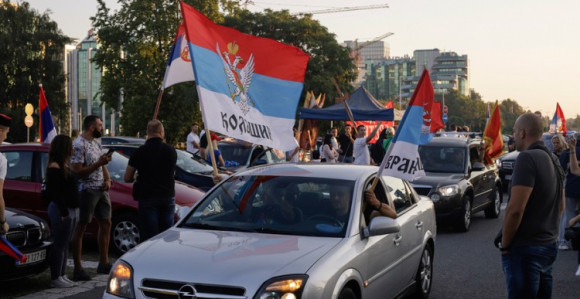 Auto-litija ide iz Beograda do granice s Crnom Gorom