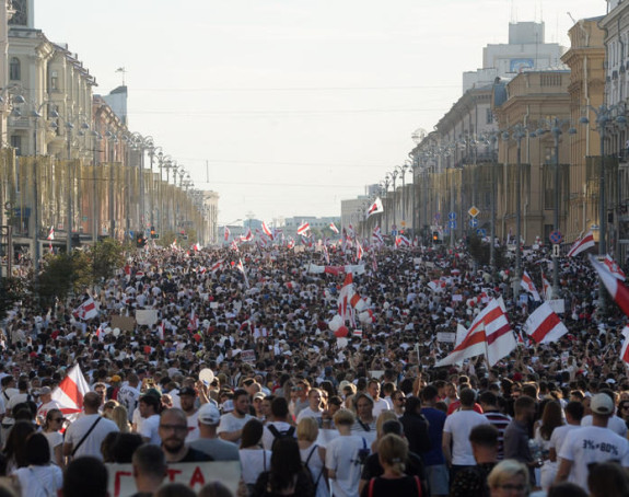 Masovni protesti u Bjelorusiji: Lukašenko, odlazi!