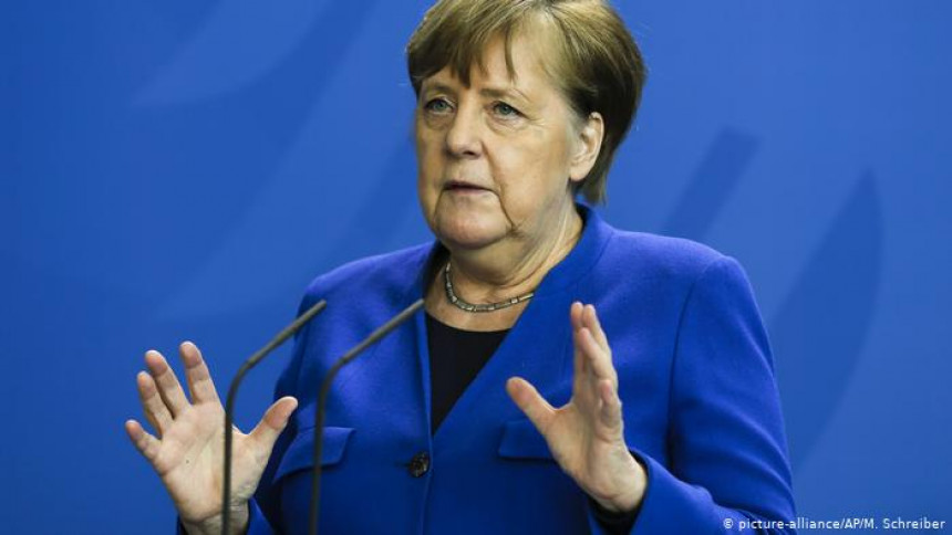 Меркел: Истражити случај тровања Наваљног