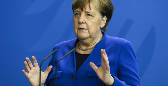 Merkel: Istražiti slučaj trovanja Navaljnog