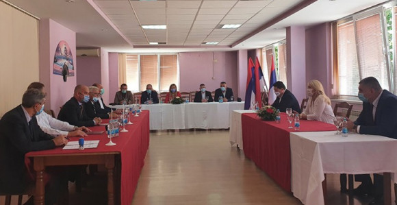 Cvijanovićeva u stranačkoj misiji boravila u Šamcu