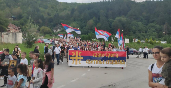 Litije širom CG: "Ne damo svetinje, ne damo Crkvu!"