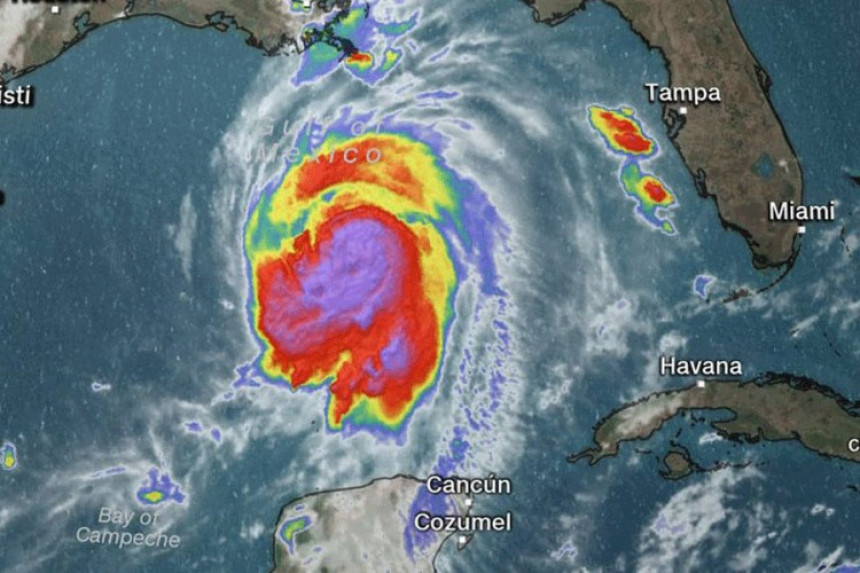 Uragan "Lora" prijeti Americi, u toku evakuacija